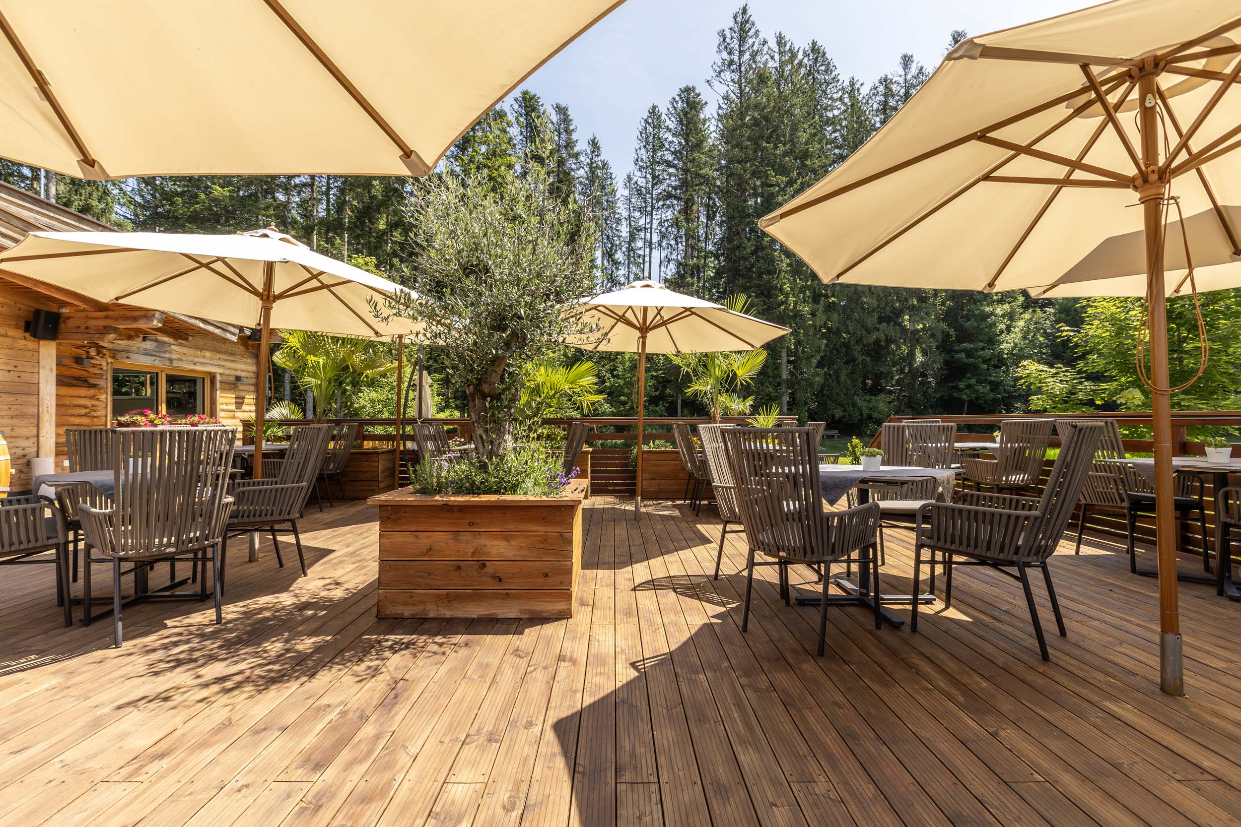 Restaurant Pink Banana, Schwoich, Tirol, Sonnenterrasse, Bananensee, Spielplatz
