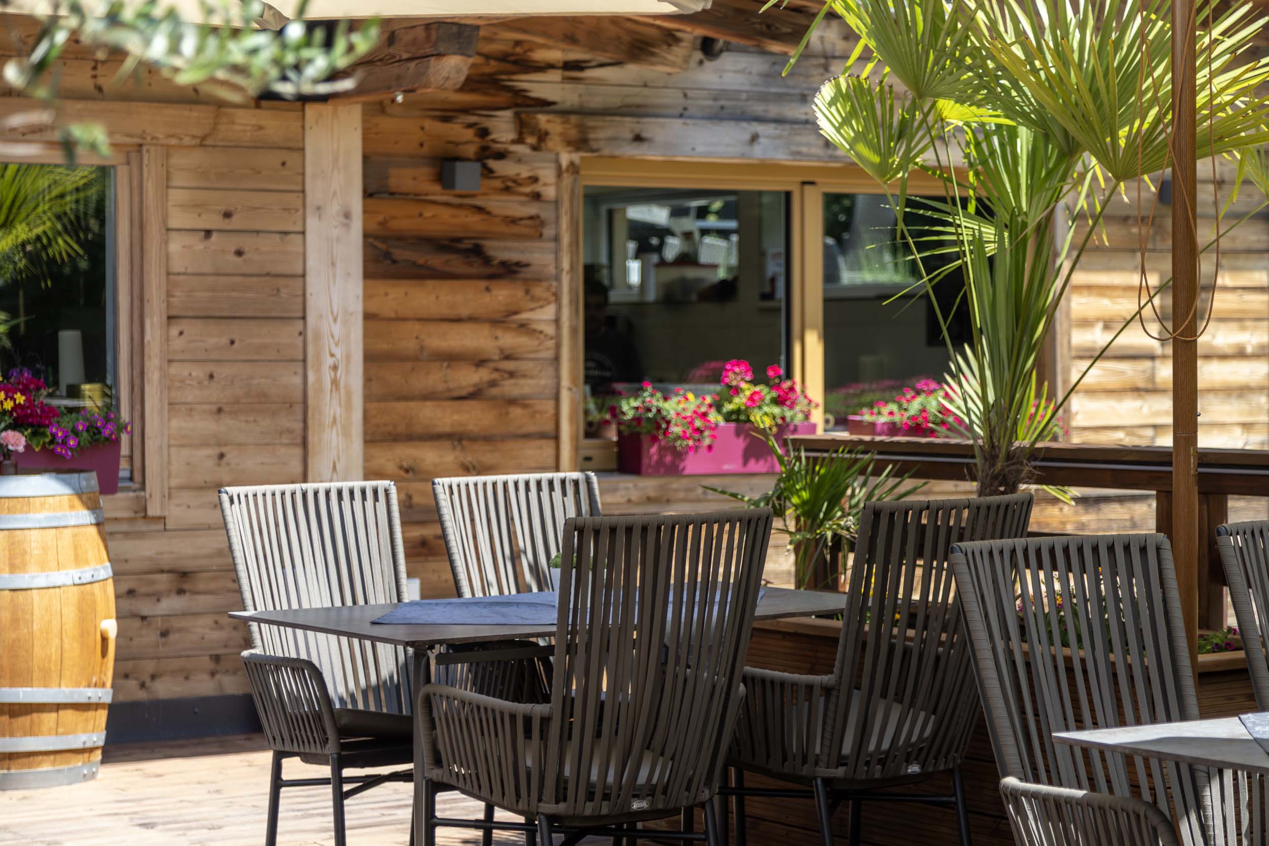 Restaurant Pink Banana, Schwoich, Tirol, Sonnenterrasse, Bananensee, Spielplatz